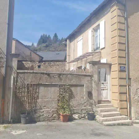 Maison La Vague Holiday home Meyrueis